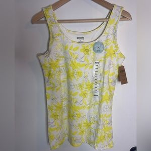 NWT Duluth Trading No Yank,‎ shelf bra Tank Top size Medium